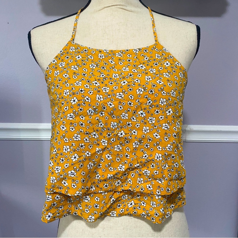 super cute flowey top from forever 21
